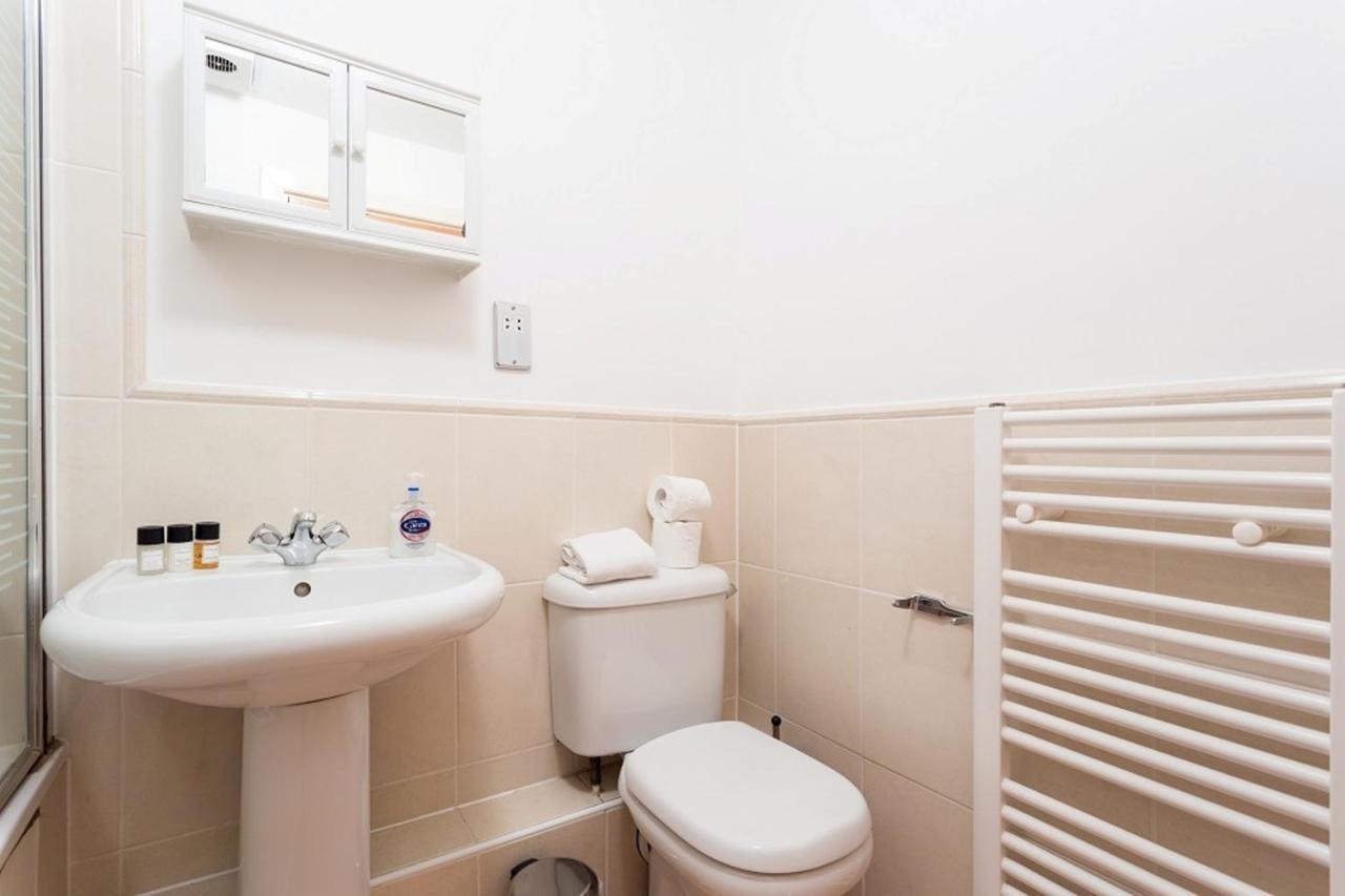 Apartament St. George Wharf By Thesqua.Re Londyn Zewnętrze zdjęcie