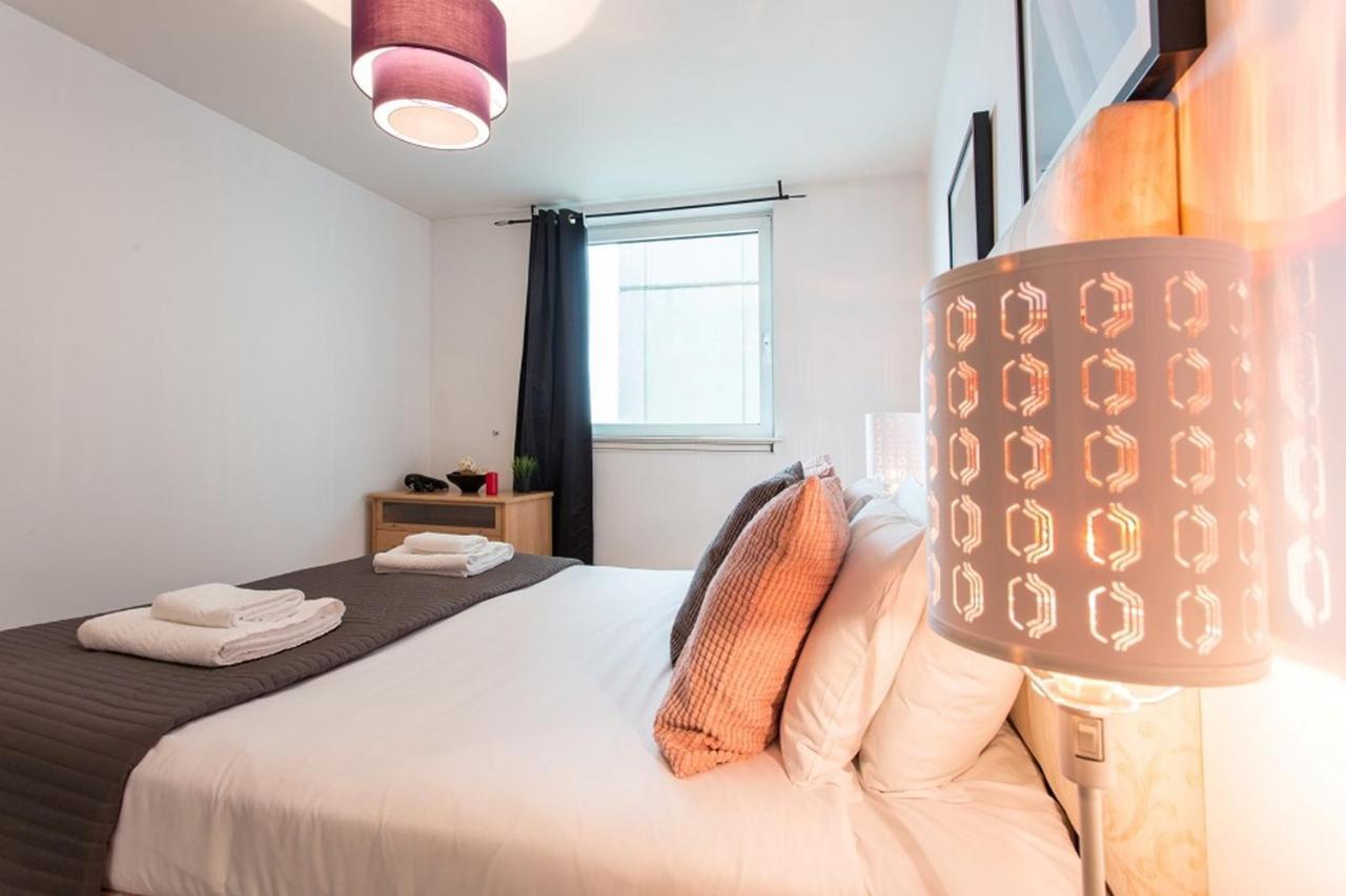 Apartament St. George Wharf By Thesqua.Re Londyn Zewnętrze zdjęcie